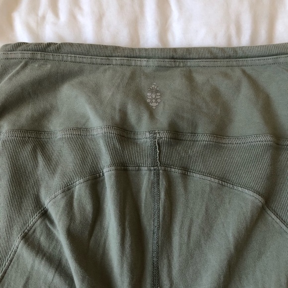 Free People leggings khaki washed green - Picture 4 of 8
